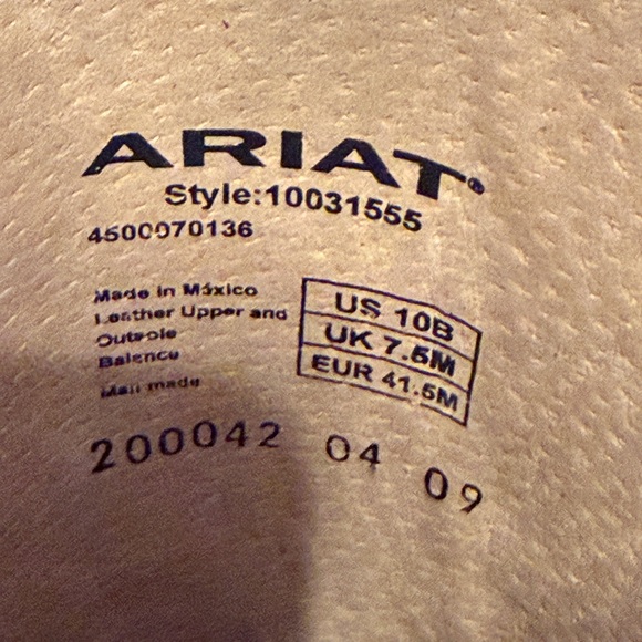 Ariat Women’s Legacy Two Step Boots - Picture 6 of 6